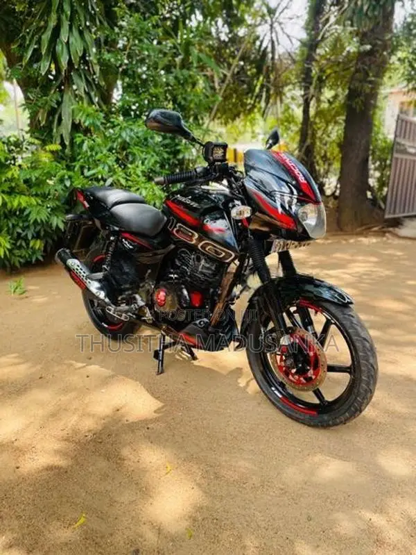 Bajaj Pulsar 180 2011