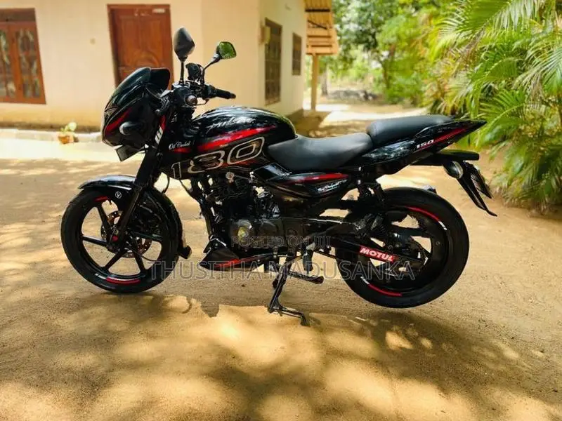 Bajaj Pulsar 180 2011