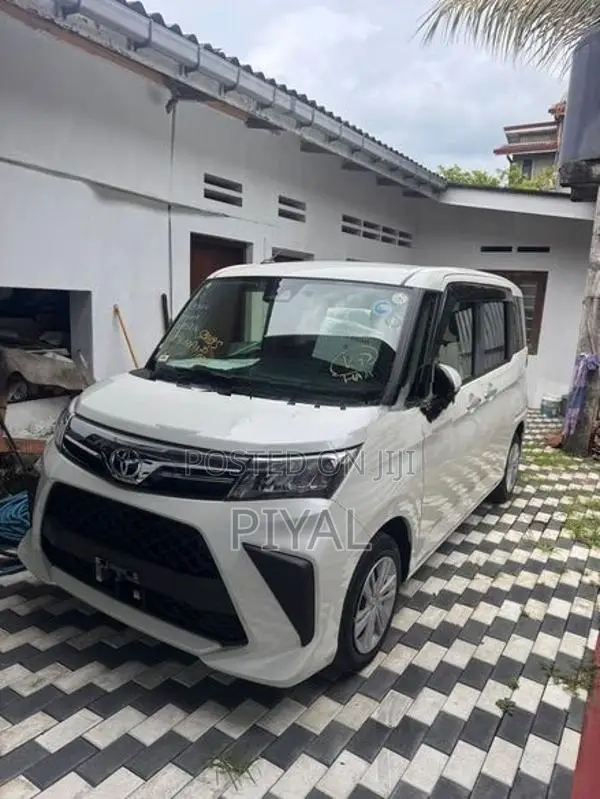 Toyota Roomy G Grade 2023