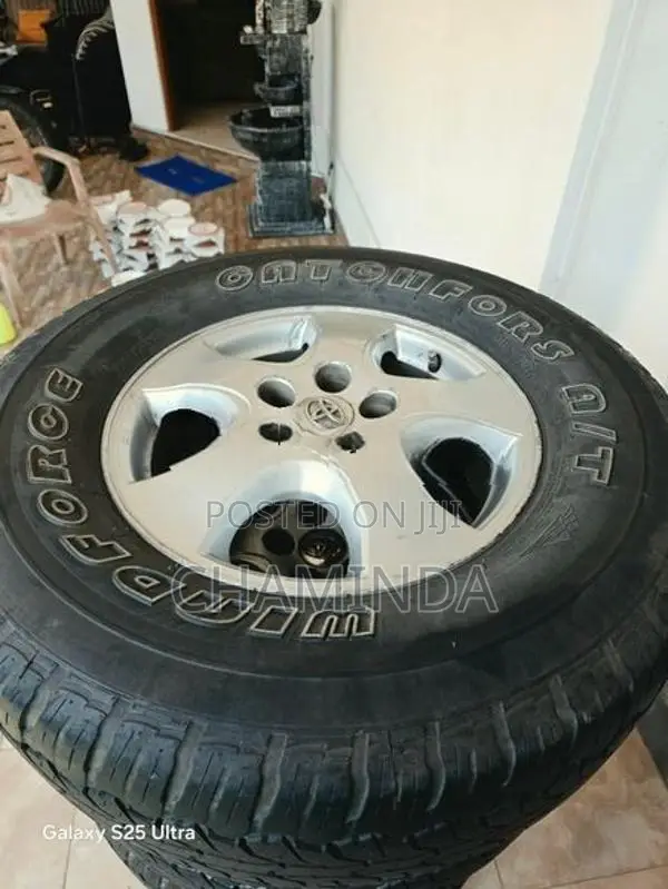 Tyres 255 70 16