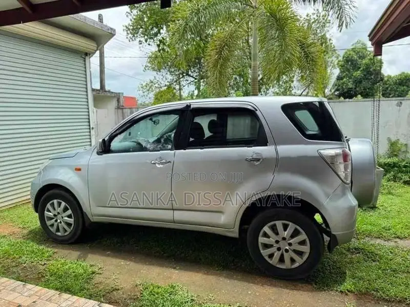 Daihatsu Terios 2012