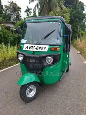 Bajaj RE BS6 2026