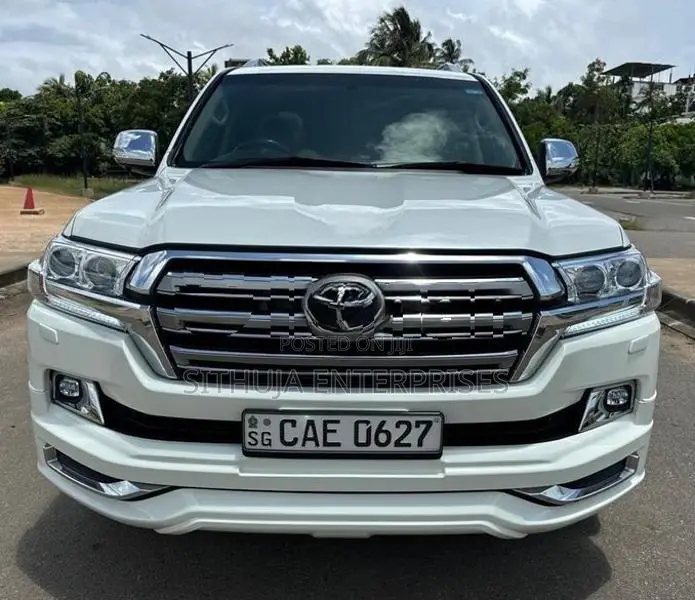 Toyota Land Cruiser Sahara V8 Parlimant parmit 2014