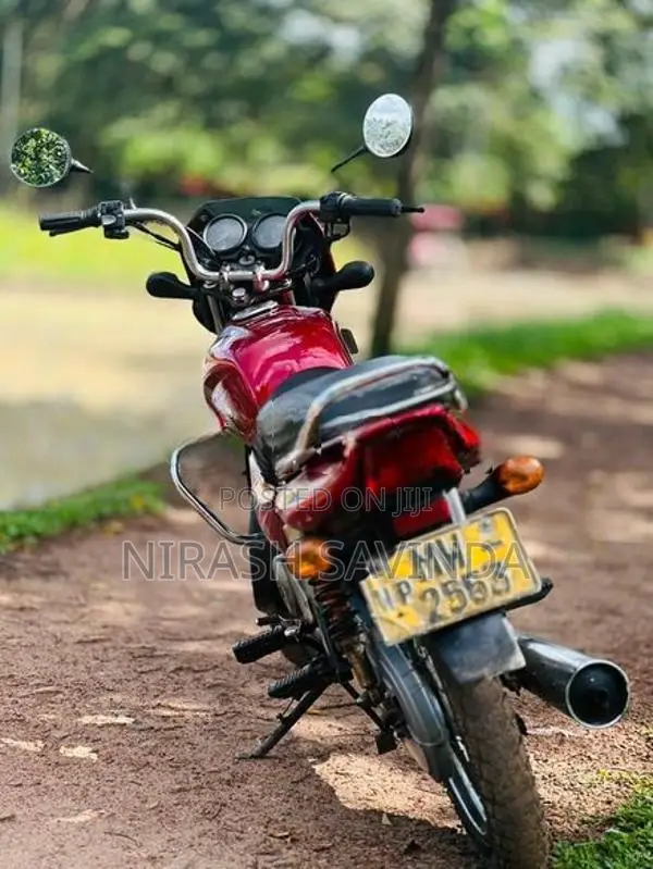 Bajaj CT100 2006