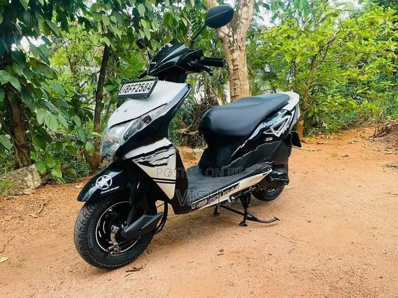 Honda Dio 2017