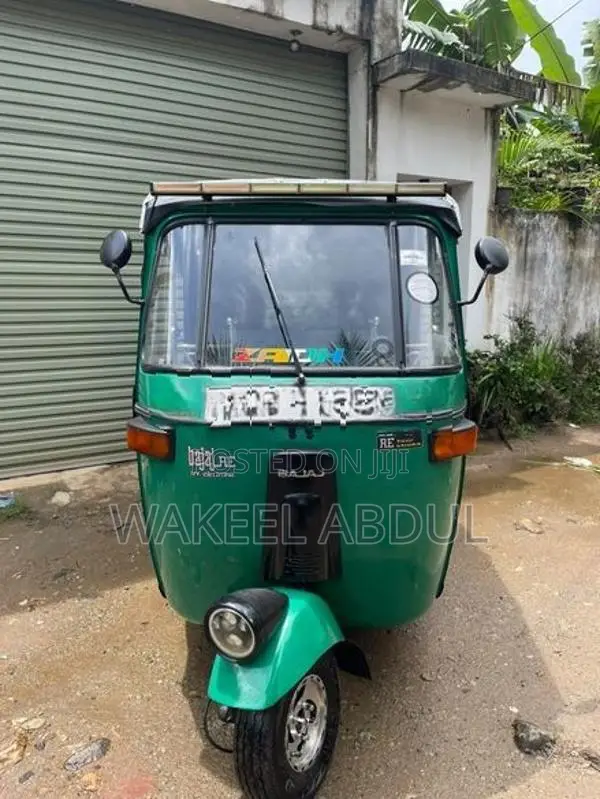 Bajaj RE 2009
