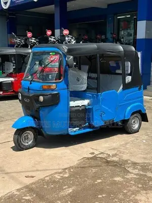 Bajaj RE 2026