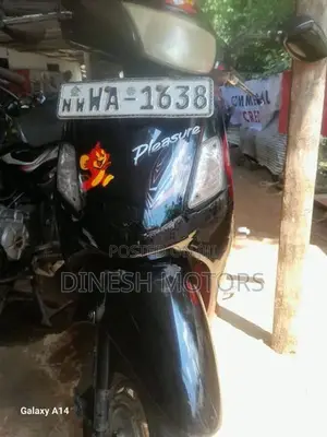 Hero Pleasure 100 2011