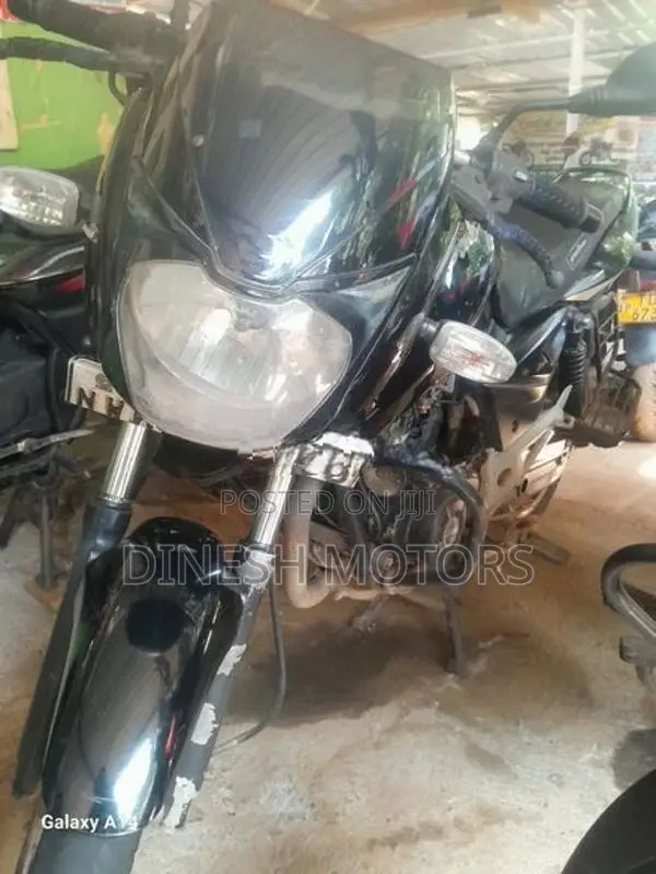 Bajaj Pulsar 150 2011