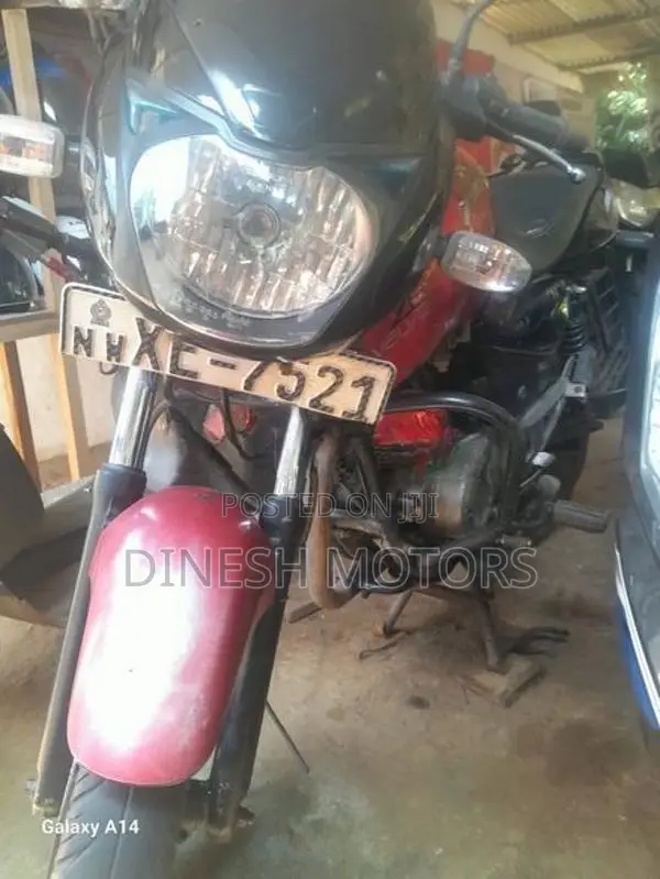 Bajaj Pulsar 150 2012