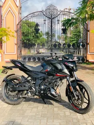 Bajaj Pulsar N160 2025
