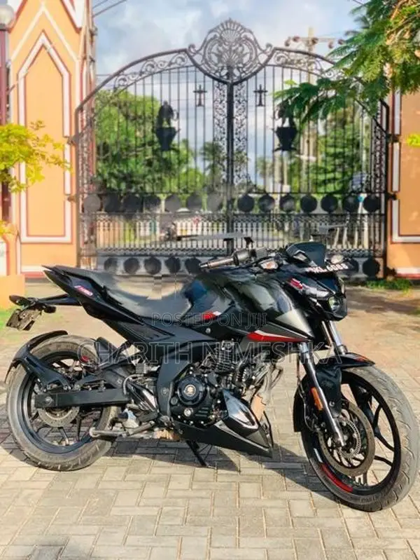 Bajaj Pulsar N160 2025