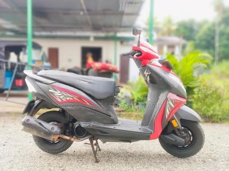 Honda Dio 2018