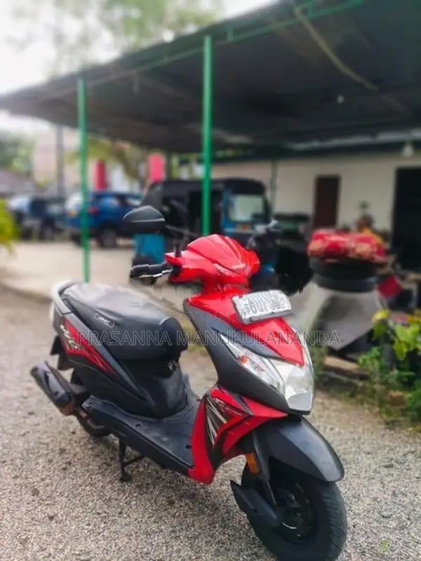 Honda Dio 2018