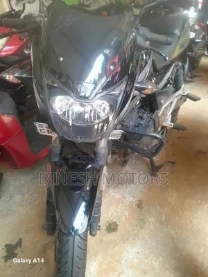 Bajaj Pulsar 180 2011
