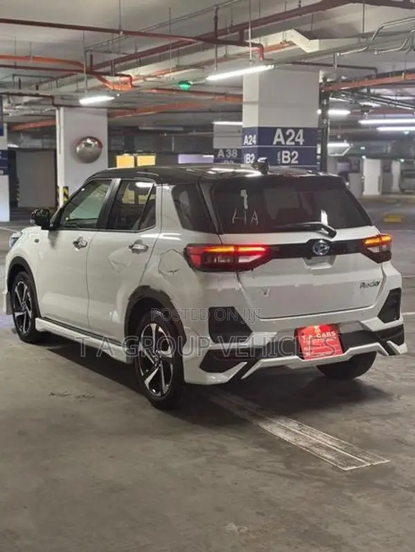 Daihatsu Rocky Premium G 2026