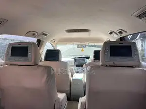 Toyota Estima 2009