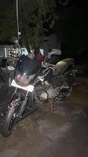 Bajaj Pulsar 150 2017