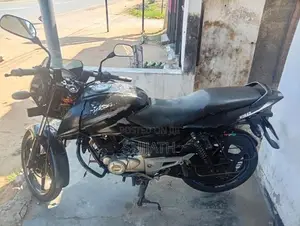 Bajaj Pulsar 150 2015