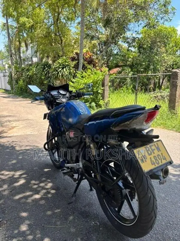 TVS Apache RTR 180 2017
