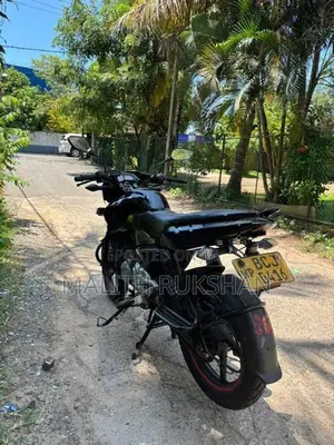 Bajaj Pulsar 135 LS 2015