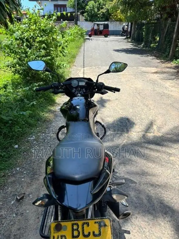 Bajaj Pulsar 135 LS 2015