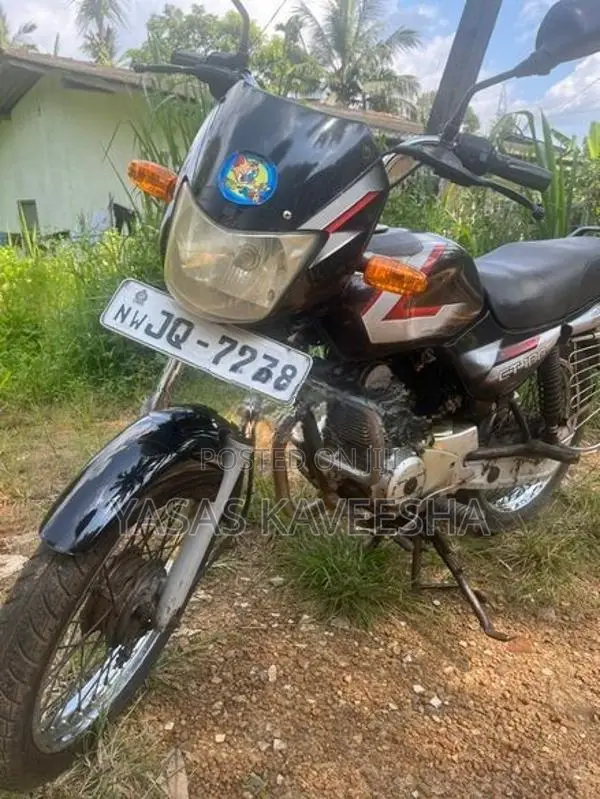 Bajaj CT100 2005