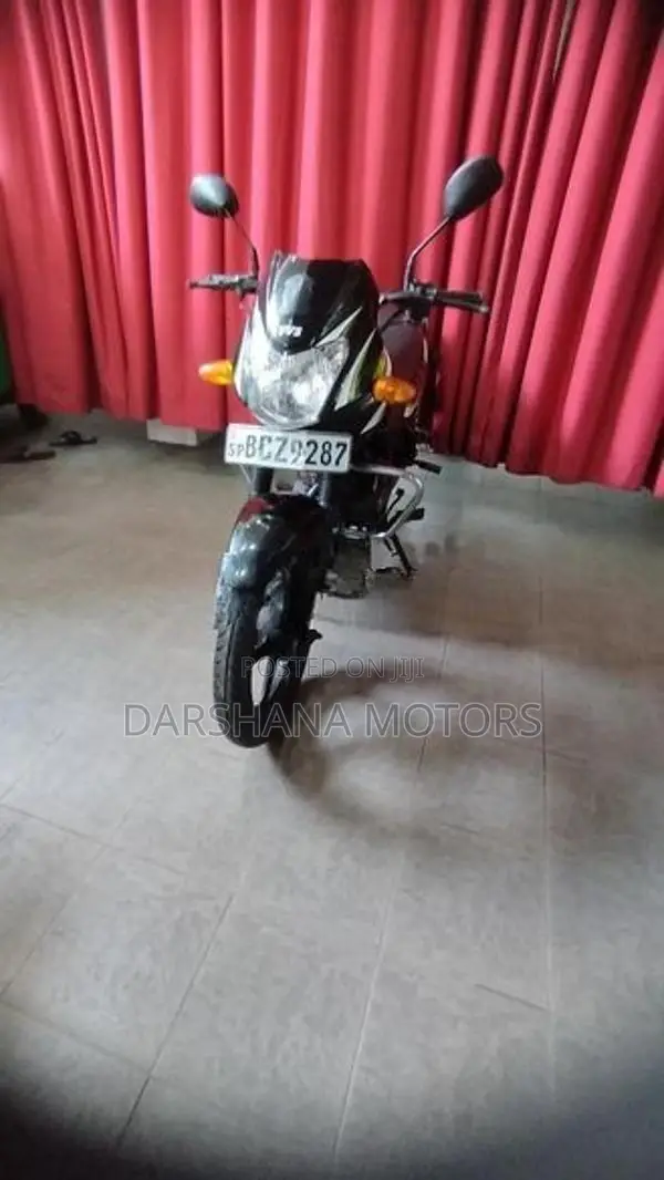 TVS Metro 2015