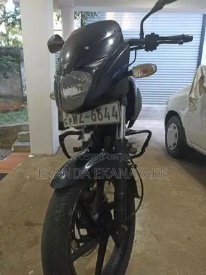 Bajaj Pulsar 180 2011