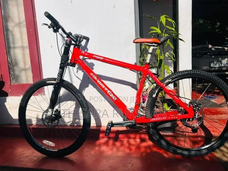 Cannondale Mountain Bike