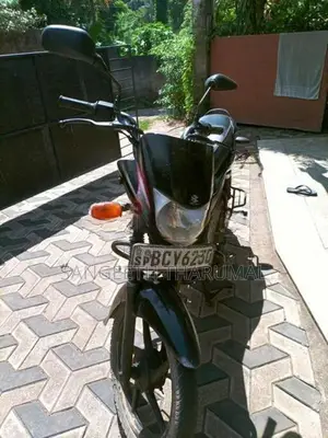 Bajaj Platina 100 ES 2015