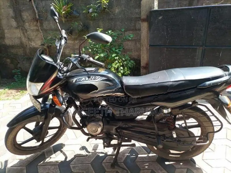 Bajaj Platina 100 ES 2015