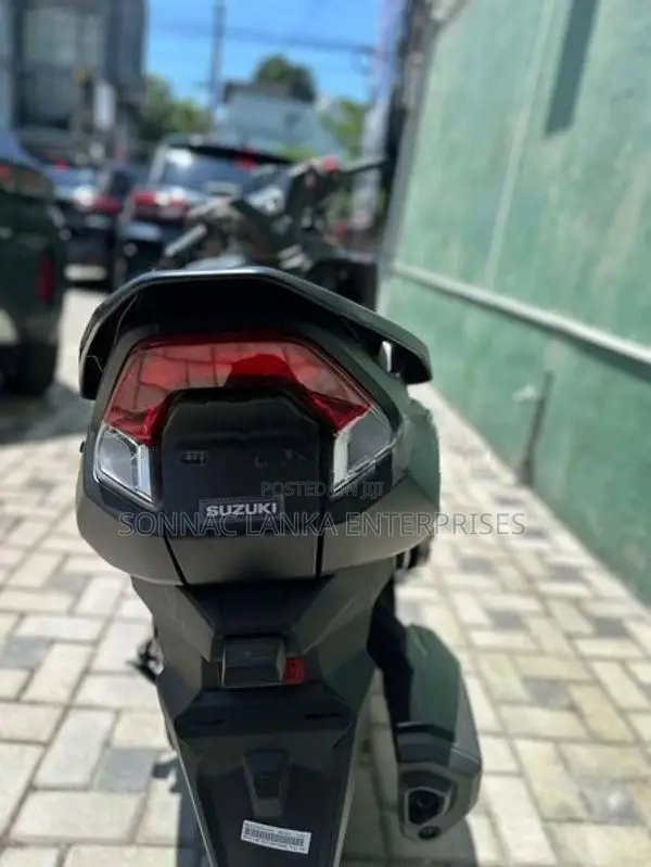 Suzuki Burgman 125 2026