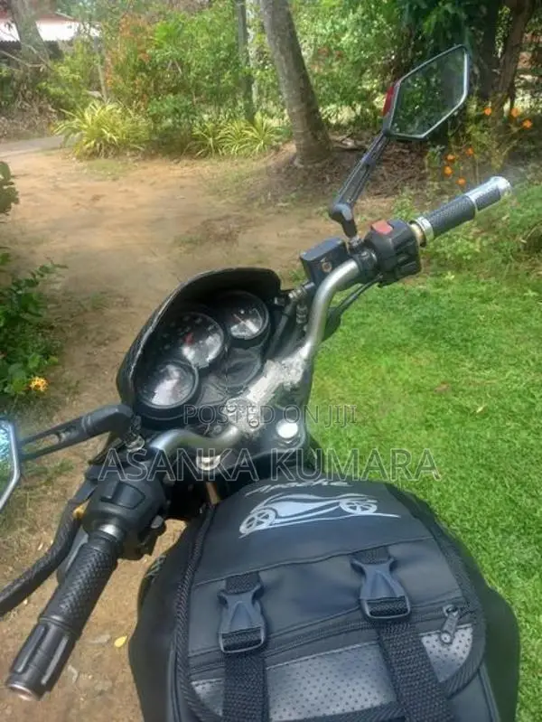 TVS Apache 2007