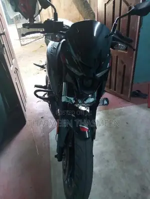 Bajaj Pulsar N160 2025