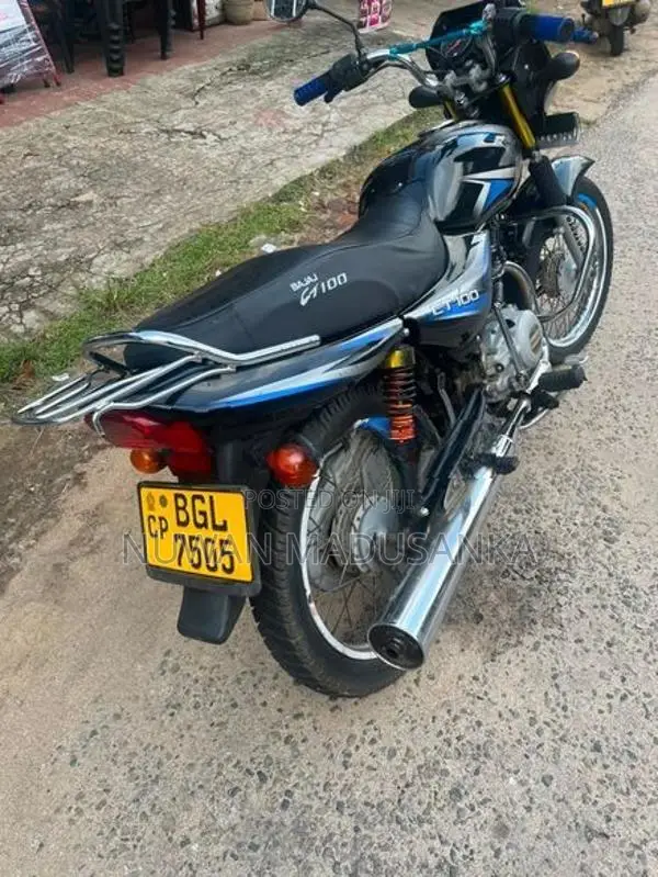 Bajaj CT100 2018
