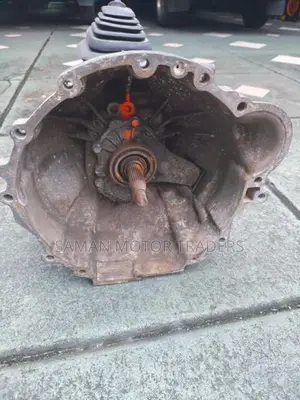 Isuzu 2WD Double Cab 4JB1 Gearbox