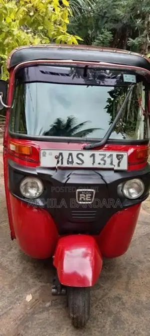 Bajaj RE 2014
