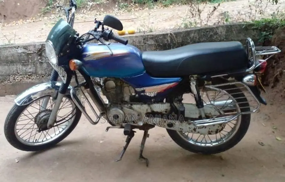 Bajaj Boxer 2003