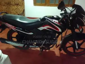 TVS Metro 2016