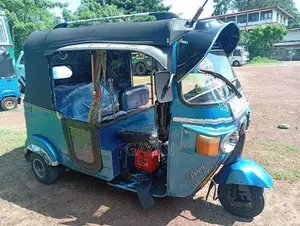Bajaj RE 2012