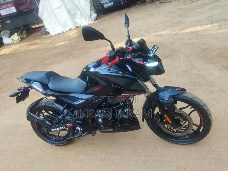 Bajaj Pulsar N160 2024