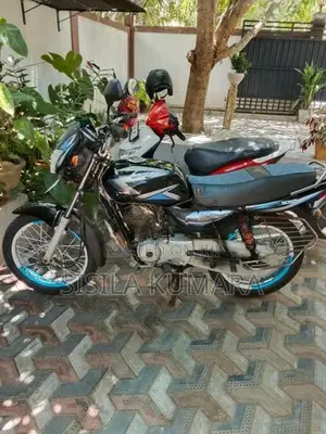 Bajaj CT100 2010