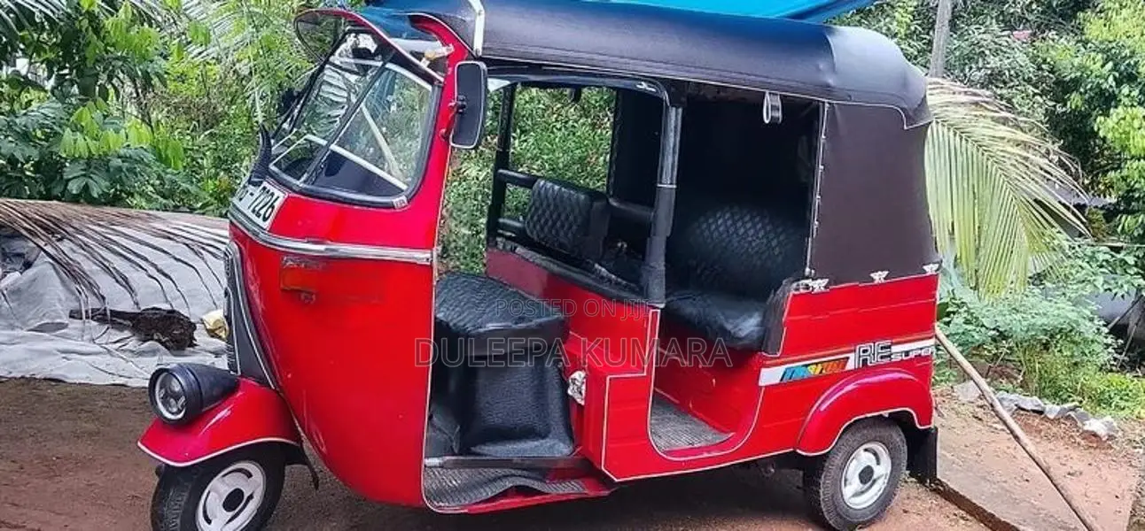 Bajaj RE Three wheelers 2003