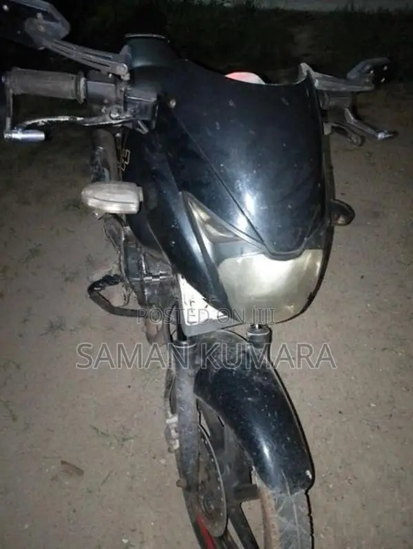 Bajaj Pulsar 180 2006