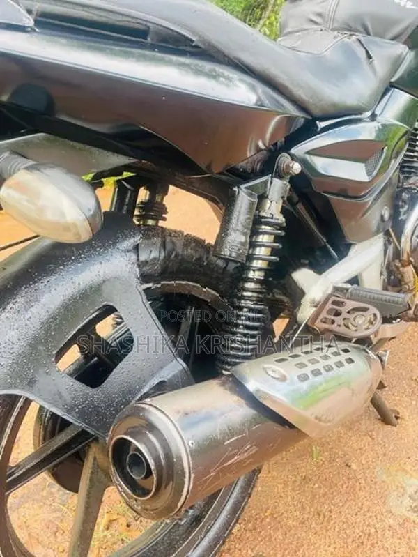 Bajaj Pulsar 150 2011