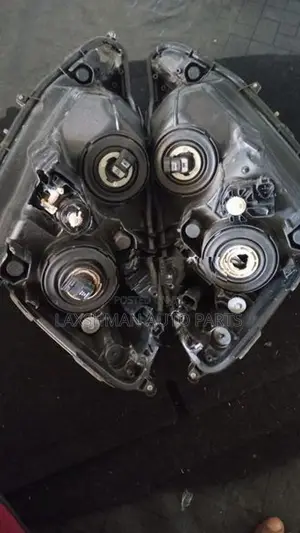 Toyota Aqua Head Light Set