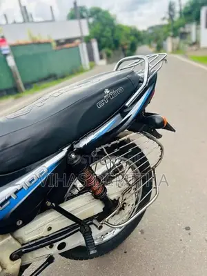Bajaj CT100 2015