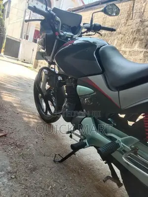 Hero CBZ 2011