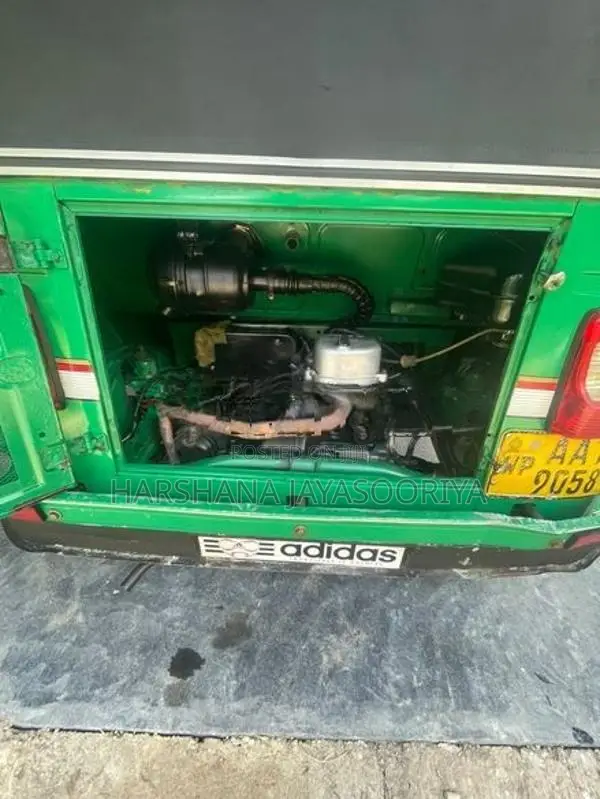 Bajaj RE 2014